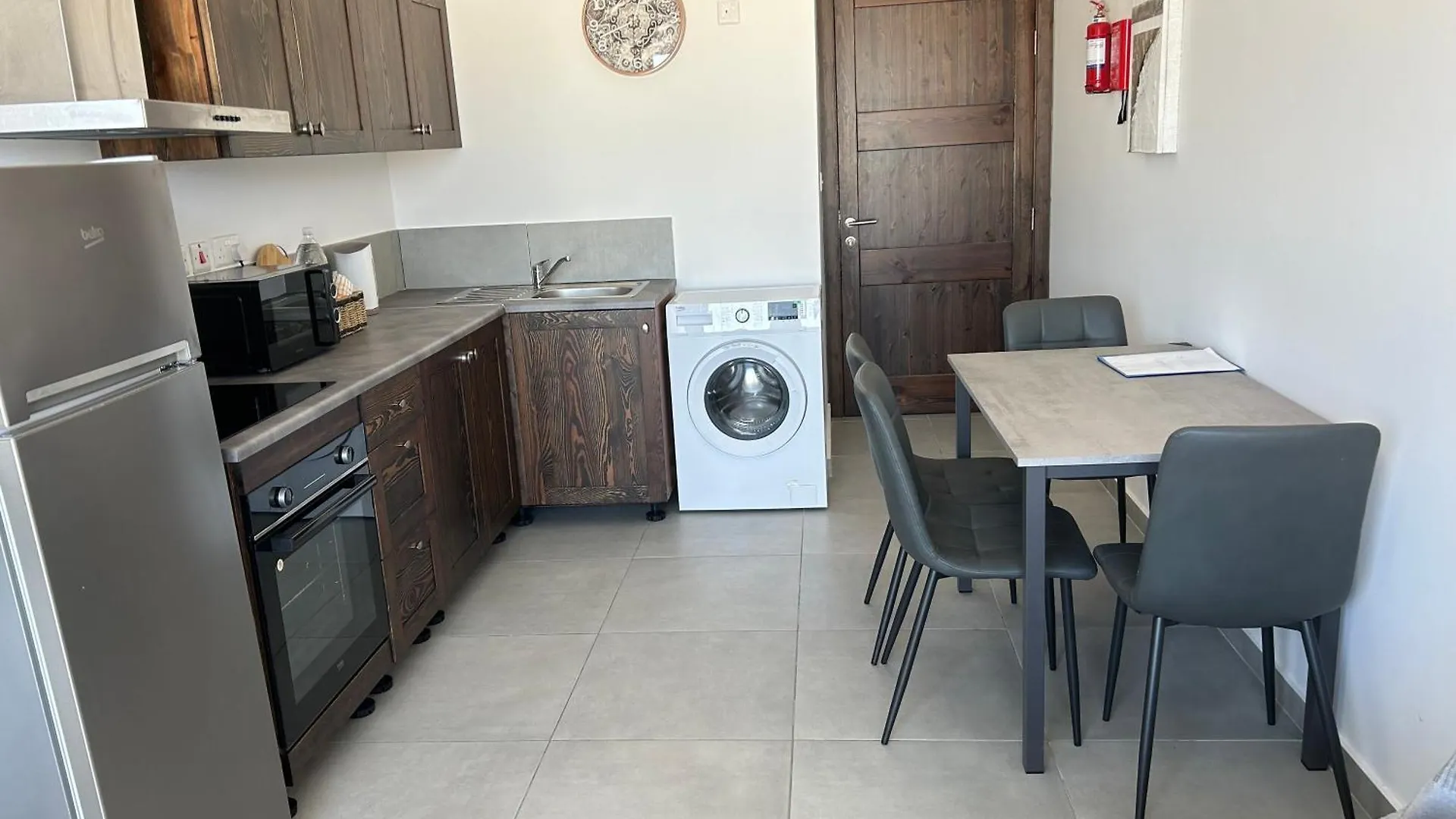 5B Luxury Apartment Hamrun